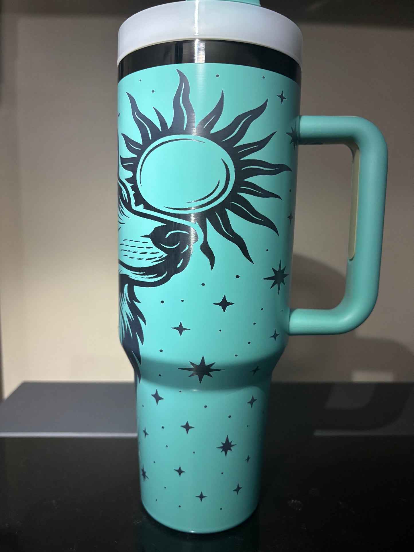 40oz Wolf tumbler